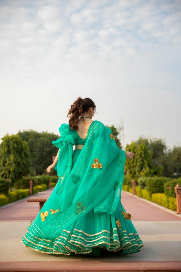 SHALE GREEN ORGANZA LEHENGA - Image 5