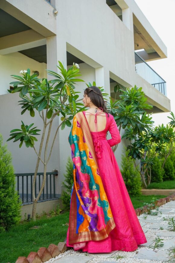 Ravishing pink maxi set - Image 6