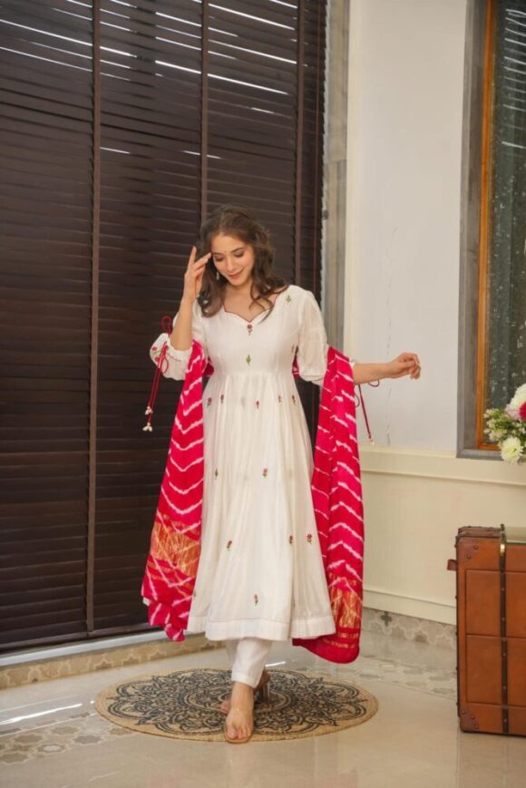 Zahra white chanderi suit set - Image 5