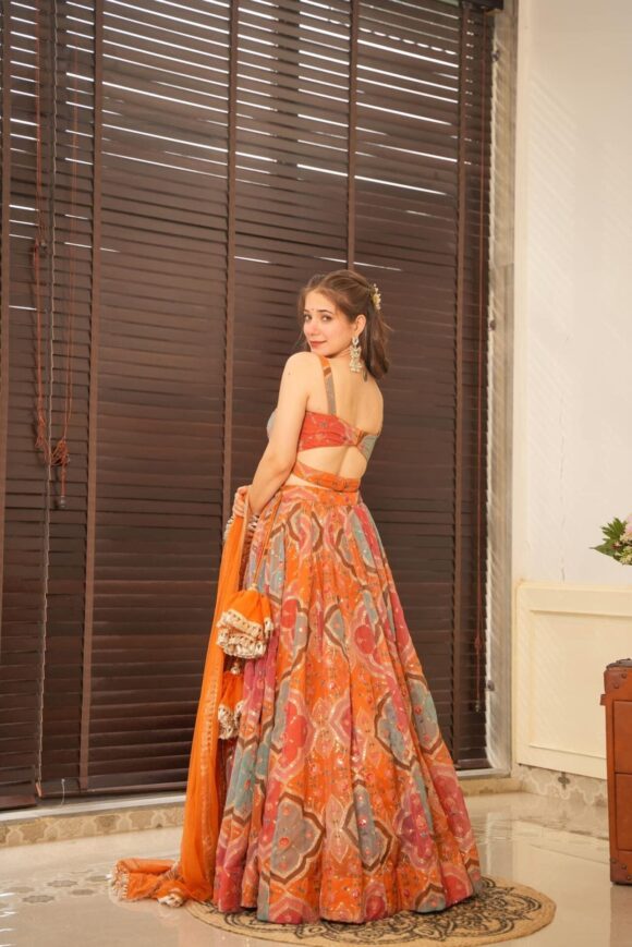 Sangiri embroidered lehenga set - Image 3