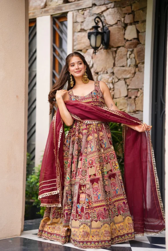 Jharokha Heavy Maxi Set - Image 4