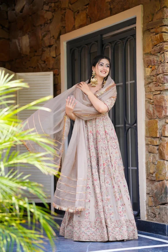 Neerja Heavy Beige Maxi Set - Image 4