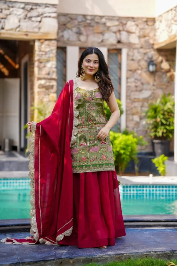 Pankhuri Embroidered Kurta Set - Image 4