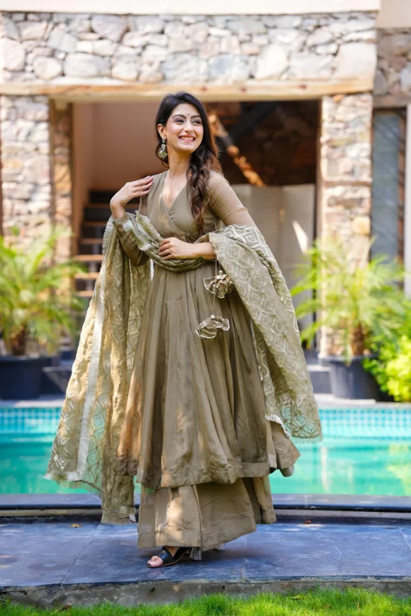 Rustic Rajwada Olive Kurta Set - Image 3