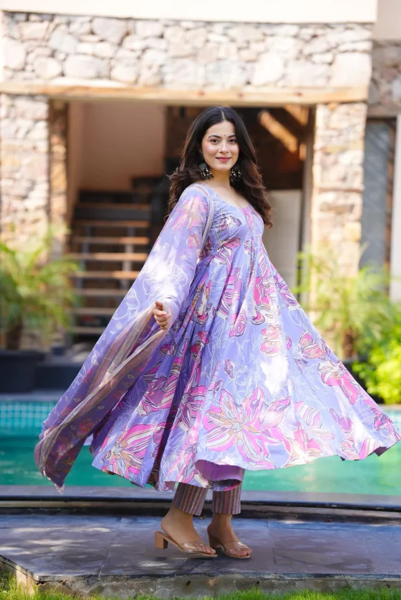 Lavender Sky Cotton Suit Set - Image 4