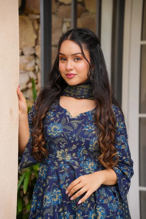 Indigo Reverie Cotton Suit Set - Image 2