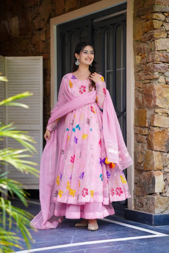 Jaipuri Petals Suit Set - Image 3