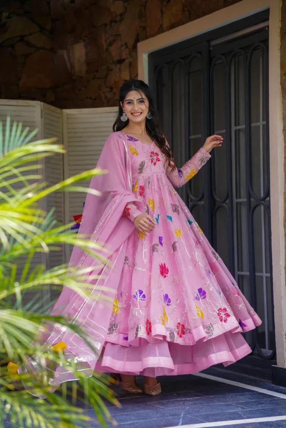 Jaipuri Petals Suit Set - Image 5