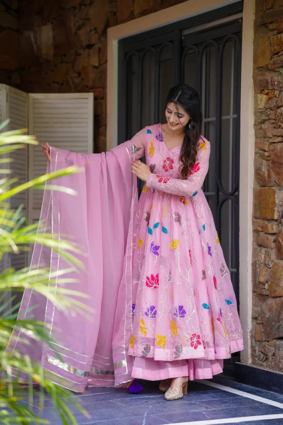 Jaipuri Petals Suit Set