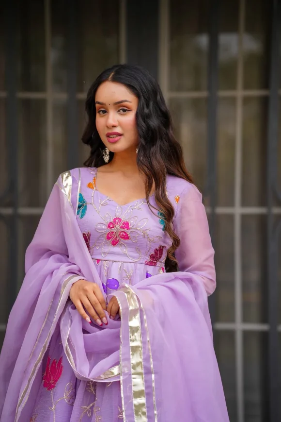 Lilac Lotus Suit Set - Image 2