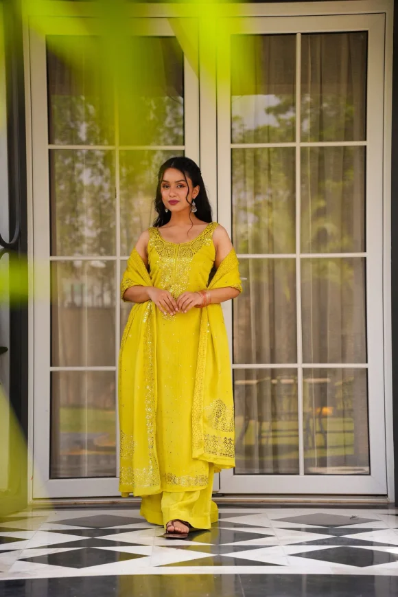 Lemon Luxe Kurta Set - Image 4