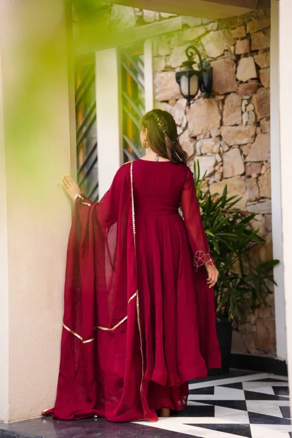 Wine Royale Suit Set - Image 6