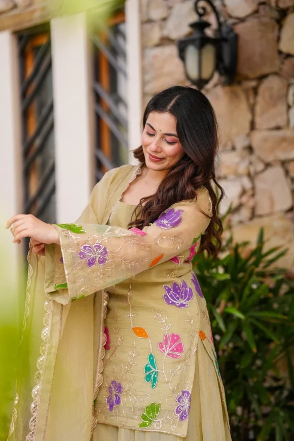 Kyra Organza Kurta Set - Image 2