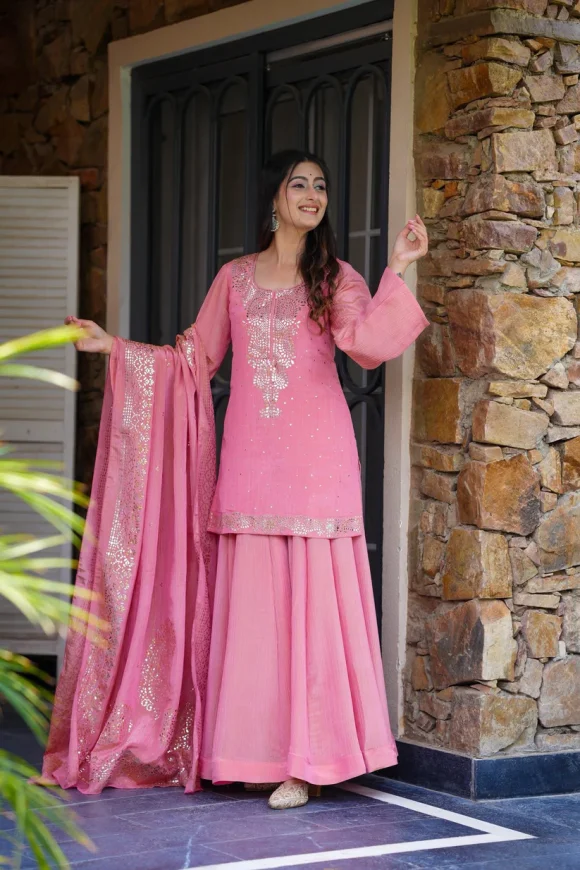 Nilofer Cosmos Kurta Set - Image 4