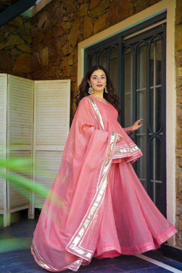 Shimmering Petal Suit Set - Image 5