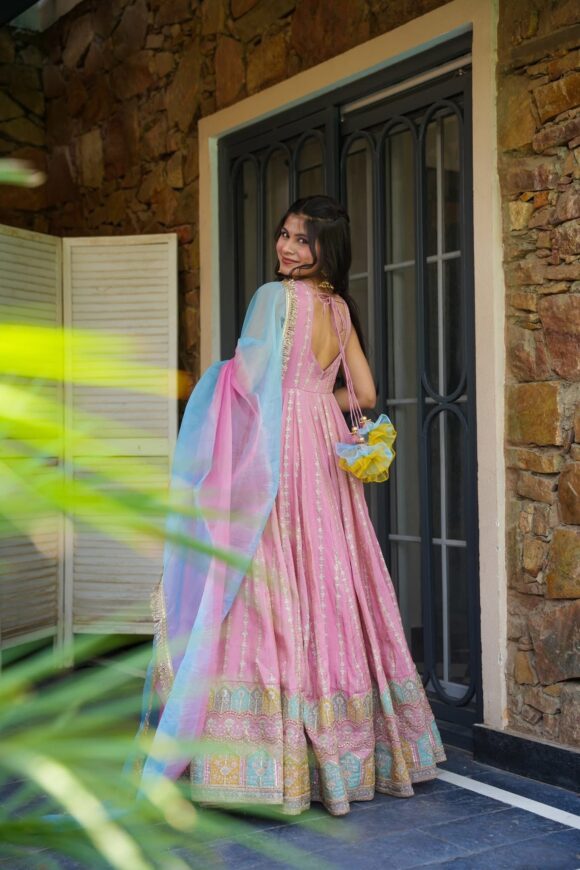 Dreamscape Pink Maxi Set - Image 3
