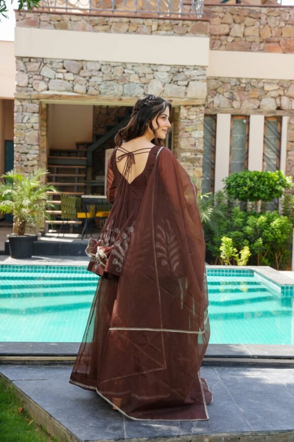 Sandal Dusk Suit Set - Image 5