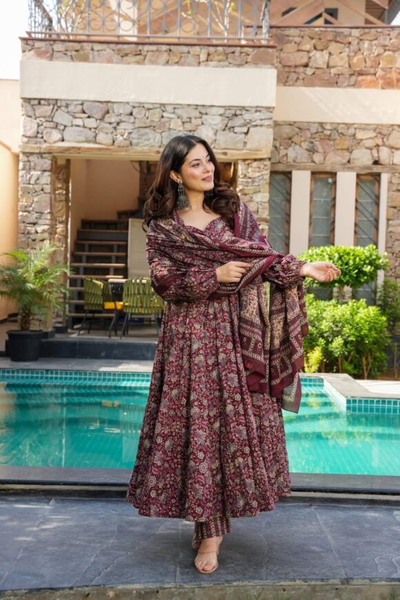 Raunaq Cotton Suit Set - Image 4