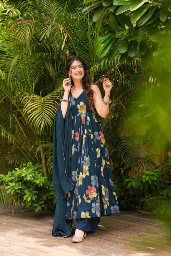 Botaniq Muse Rayon Suit Set - Image 3