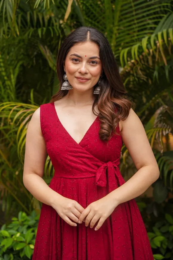 Kumudini Kurta Set - Image 2