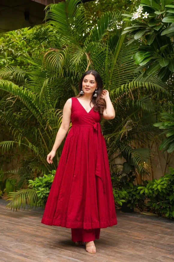 Kumudini Kurta Set - Image 4